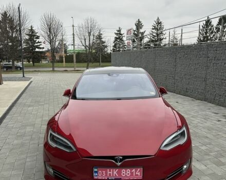 Красный Тесла Модель С, объемом двигателя 0 л и пробегом 226 тыс. км за 13800 $, фото 1 на Automoto.ua