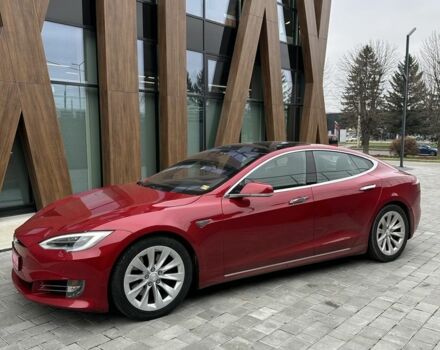 Красный Тесла Модель С, объемом двигателя 0 л и пробегом 226 тыс. км за 13800 $, фото 3 на Automoto.ua
