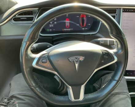 Красный Тесла Модель С, объемом двигателя 0 л и пробегом 160 тыс. км за 15900 $, фото 7 на Automoto.ua