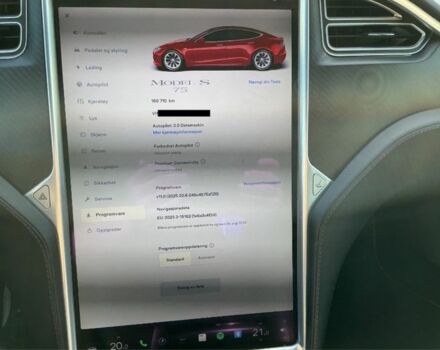 Красный Тесла Модель С, объемом двигателя 0 л и пробегом 160 тыс. км за 15900 $, фото 8 на Automoto.ua