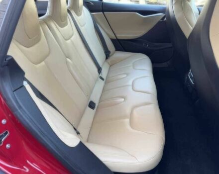 Красный Тесла Модель С, объемом двигателя 0 л и пробегом 60 тыс. км за 7000 $, фото 7 на Automoto.ua