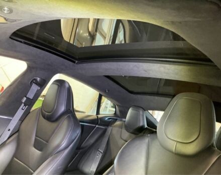 Красный Тесла Модель С, объемом двигателя 0 л и пробегом 160 тыс. км за 16300 $, фото 6 на Automoto.ua