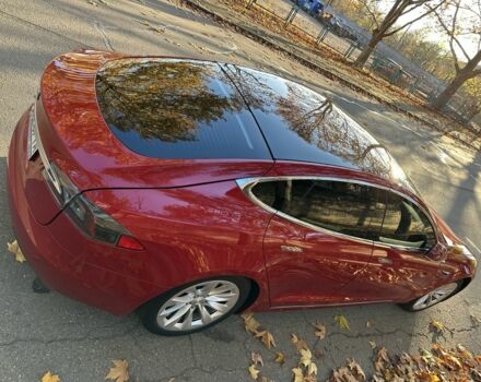 Червоний Тесла Модель С, об'ємом двигуна 0 л та пробігом 60 тис. км за 26800 $, фото 6 на Automoto.ua