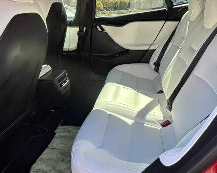 Червоний Тесла Модель С, об'ємом двигуна 0 л та пробігом 13 тис. км за 19900 $, фото 9 на Automoto.ua