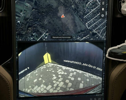 Красный Тесла Модель С, объемом двигателя 0 л и пробегом 306 тыс. км за 10900 $, фото 9 на Automoto.ua