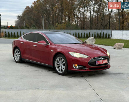 Красный Тесла Модель С, объемом двигателя 0 л и пробегом 319 тыс. км за 9500 $, фото 17 на Automoto.ua