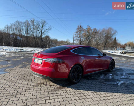 Червоний Тесла Модель С, об'ємом двигуна 0 л та пробігом 148 тис. км за 11500 $, фото 5 на Automoto.ua