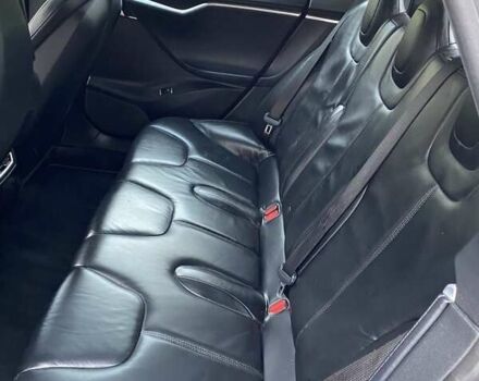 Красный Тесла Модель С, объемом двигателя 0 л и пробегом 179 тыс. км за 14800 $, фото 17 на Automoto.ua