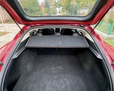 Красный Тесла Модель С, объемом двигателя 0 л и пробегом 179 тыс. км за 14800 $, фото 9 на Automoto.ua