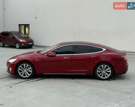 Красный Тесла Модель С, объемом двигателя 0 л и пробегом 319 тыс. км за 9500 $, фото 14 на Automoto.ua
