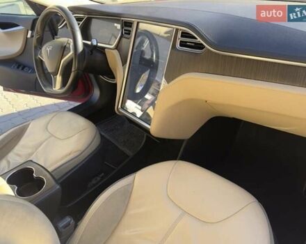 Червоний Тесла Модель С, об'ємом двигуна 0 л та пробігом 168 тис. км за 14500 $, фото 13 на Automoto.ua