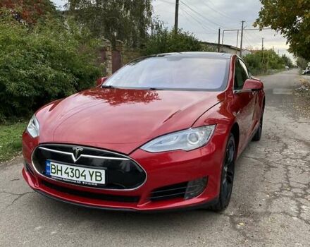 Красный Тесла Модель С, объемом двигателя 0 л и пробегом 179 тыс. км за 14800 $, фото 2 на Automoto.ua