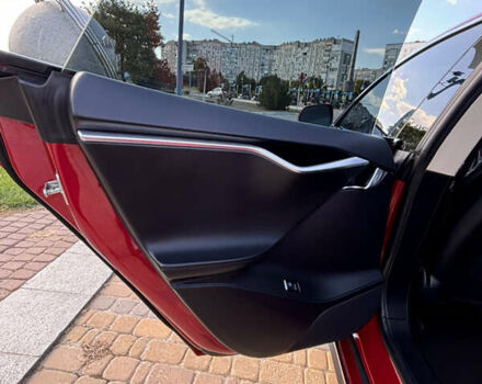 Червоний Тесла Модель С, об'ємом двигуна 0 л та пробігом 188 тис. км за 13900 $, фото 21 на Automoto.ua