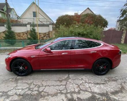 Красный Тесла Модель С, объемом двигателя 0 л и пробегом 179 тыс. км за 14800 $, фото 3 на Automoto.ua