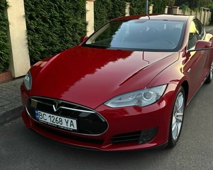 Красный Тесла Модель С, объемом двигателя 0 л и пробегом 119 тыс. км за 14900 $, фото 1 на Automoto.ua