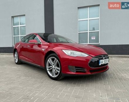 Червоний Тесла Модель С, об'ємом двигуна 0 л та пробігом 115 тис. км за 12500 $, фото 1 на Automoto.ua