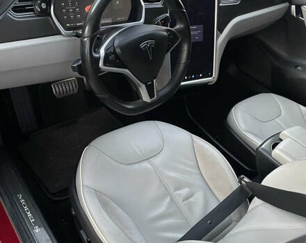 Красный Тесла Модель С, объемом двигателя 0 л и пробегом 199 тыс. км за 13500 $, фото 11 на Automoto.ua