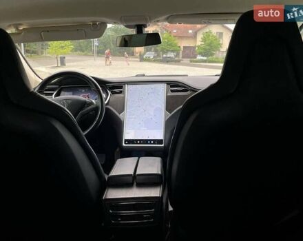 Червоний Тесла Модель С, об'ємом двигуна 0 л та пробігом 170 тис. км за 16800 $, фото 12 на Automoto.ua