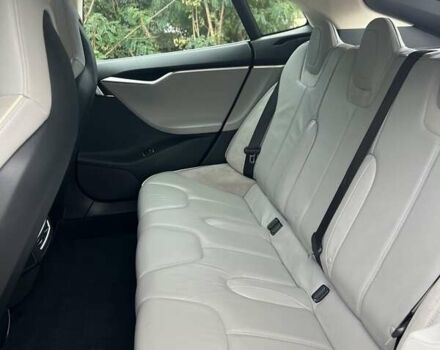 Червоний Тесла Модель С, об'ємом двигуна 0 л та пробігом 98 тис. км за 13000 $, фото 8 на Automoto.ua