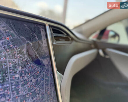 Тесла Модель С 2013 в Ивано-Франковске на Automoto.ua Красный Тесла Модель С, объемом двигателя 0 л и пробегом 178 тыс. км за 16350 $, фото 23 на Automoto.ua