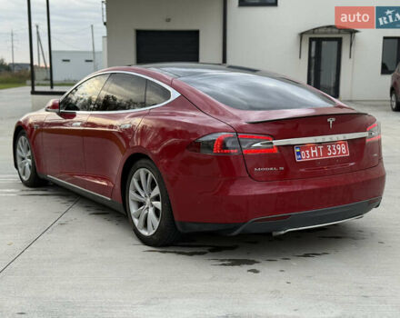 Красный Тесла Модель С, объемом двигателя 0 л и пробегом 319 тыс. км за 9500 $, фото 10 на Automoto.ua