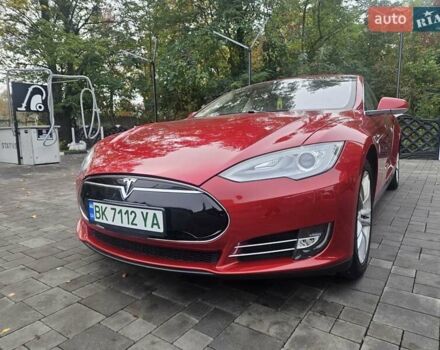 Червоний Тесла Модель С, об'ємом двигуна 0 л та пробігом 69 тис. км за 15988 $, фото 6 на Automoto.ua
