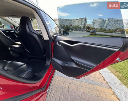 Червоний Тесла Модель С, об'ємом двигуна 0 л та пробігом 188 тис. км за 13900 $, фото 27 на Automoto.ua