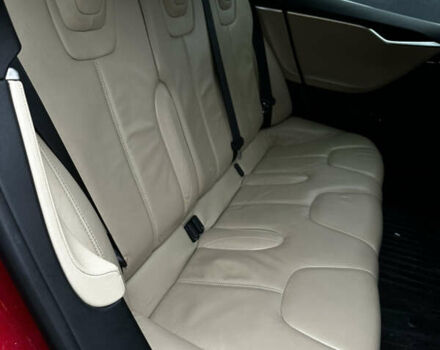 Красный Тесла Модель С, объемом двигателя 0 л и пробегом 306 тыс. км за 10900 $, фото 11 на Automoto.ua