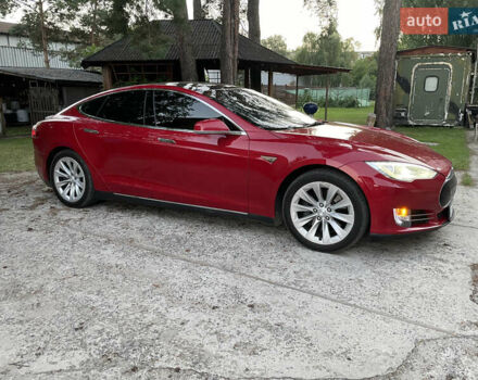 Красный Тесла Модель С, объемом двигателя 0 л и пробегом 199 тыс. км за 13500 $, фото 3 на Automoto.ua