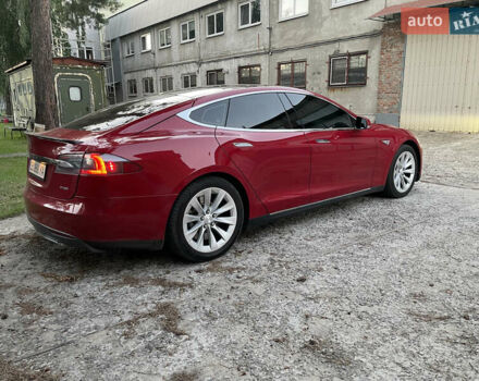 Красный Тесла Модель С, объемом двигателя 0 л и пробегом 199 тыс. км за 13500 $, фото 5 на Automoto.ua