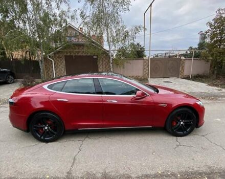 Красный Тесла Модель С, объемом двигателя 0 л и пробегом 179 тыс. км за 14800 $, фото 10 на Automoto.ua