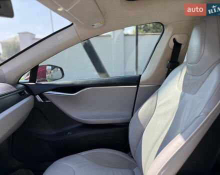 Тесла Модель С 2013 в Ивано-Франковске на Automoto.ua Красный Тесла Модель С, объемом двигателя 0 л и пробегом 178 тыс. км за 16350 $, фото 26 на Automoto.ua