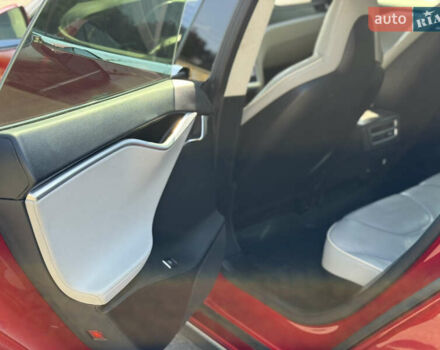 Тесла Модель С 2013 в Ивано-Франковске на Automoto.ua Красный Тесла Модель С, объемом двигателя 0 л и пробегом 178 тыс. км за 16350 $, фото 14 на Automoto.ua