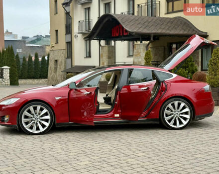 Червоний Тесла Модель С, об'ємом двигуна 0 л та пробігом 122 тис. км за 13450 $, фото 27 на Automoto.ua