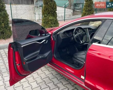 Червоний Тесла Модель С, об'ємом двигуна 0 л та пробігом 236 тис. км за 12999 $, фото 17 на Automoto.ua