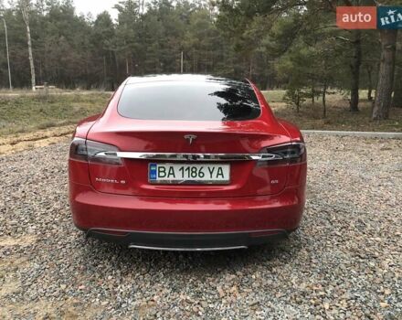 Червоний Тесла Модель С, об'ємом двигуна 0 л та пробігом 353 тис. км за 12900 $, фото 6 на Automoto.ua