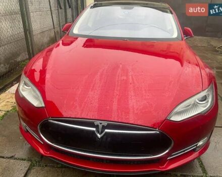 Красный Тесла Модель С, объемом двигателя 0 л и пробегом 186 тыс. км за 11500 $, фото 16 на Automoto.ua