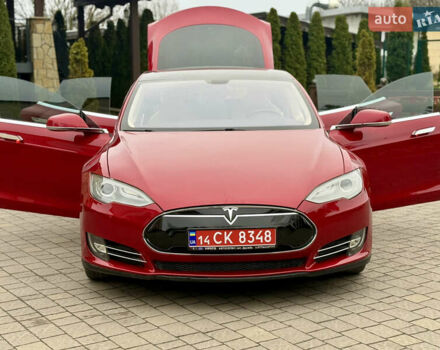 Червоний Тесла Модель С, об'ємом двигуна 0 л та пробігом 122 тис. км за 13450 $, фото 21 на Automoto.ua