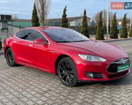 Червоний Тесла Модель С, об'ємом двигуна 0 л та пробігом 236 тис. км за 12999 $, фото 3 на Automoto.ua