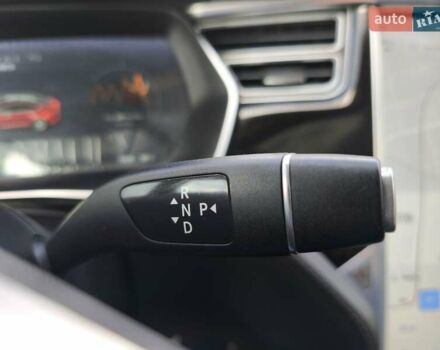 Червоний Тесла Модель С, об'ємом двигуна 0 л та пробігом 173 тис. км за 12999 $, фото 20 на Automoto.ua