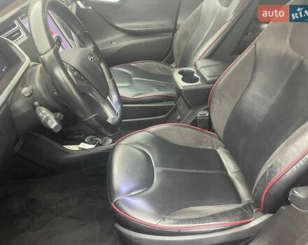 Красный Тесла Модель С, объемом двигателя 0 л и пробегом 186 тыс. км за 11500 $, фото 20 на Automoto.ua