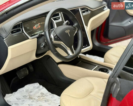 Червоний Тесла Модель С, об'ємом двигуна 0 л та пробігом 122 тис. км за 13450 $, фото 42 на Automoto.ua