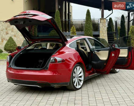 Червоний Тесла Модель С, об'ємом двигуна 0 л та пробігом 122 тис. км за 13450 $, фото 32 на Automoto.ua