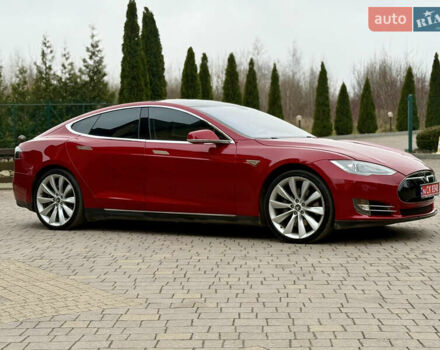 Червоний Тесла Модель С, об'ємом двигуна 0 л та пробігом 122 тис. км за 13450 $, фото 6 на Automoto.ua
