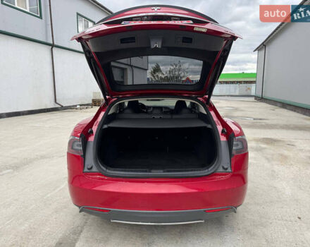 Червоний Тесла Модель С, об'ємом двигуна 0 л та пробігом 145 тис. км за 13700 $, фото 8 на Automoto.ua