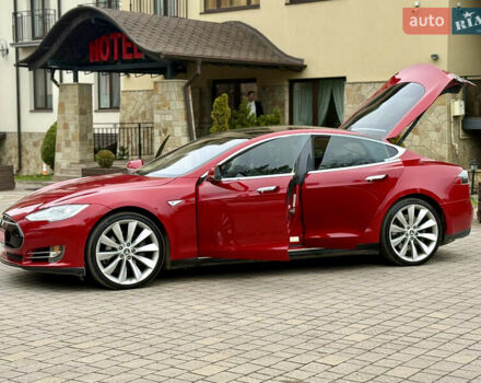 Червоний Тесла Модель С, об'ємом двигуна 0 л та пробігом 122 тис. км за 13450 $, фото 26 на Automoto.ua