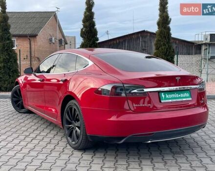 Красный Тесла Модель С, объемом двигателя 0 л и пробегом 236 тыс. км за 12999 $, фото 41 на Automoto.ua