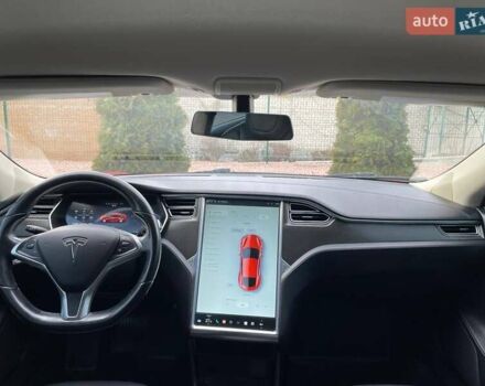 Червоний Тесла Модель С, об'ємом двигуна 0 л та пробігом 236 тис. км за 12999 $, фото 1 на Automoto.ua