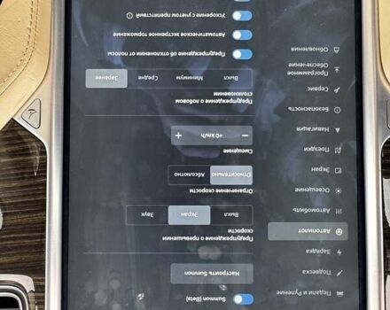 Красный Тесла Модель С, объемом двигателя 0 л и пробегом 88 тыс. км за 15900 $, фото 22 на Automoto.ua