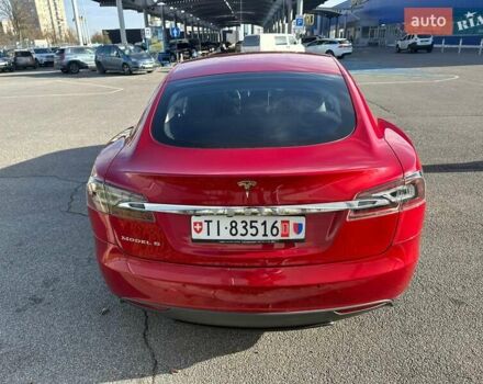 Красный Тесла Модель С, объемом двигателя 0 л и пробегом 108 тыс. км за 13900 $, фото 33 на Automoto.ua